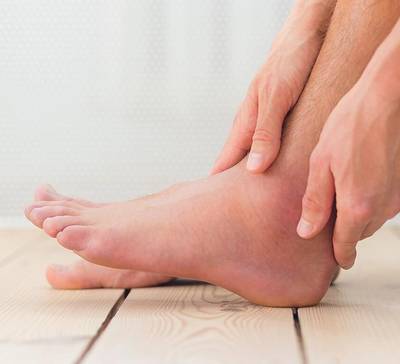 Entorse de tornozelo: entenda o que é a lesão