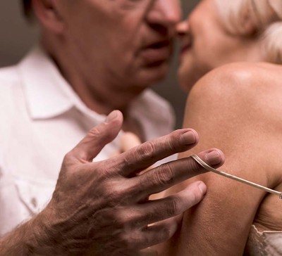 Sexo na terceira idade: tire dúvidas e veja dicas práticas