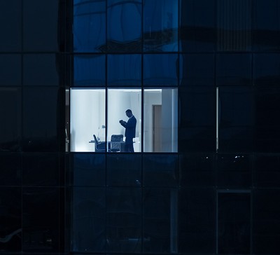 O que é workaholic e como saber se trabalho demais?