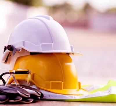 Quais equipamentos as empresas são obrigadas a fornecer?