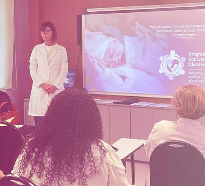 Hospital Santa Joana e Alice em treinamento sobre parto humanizado