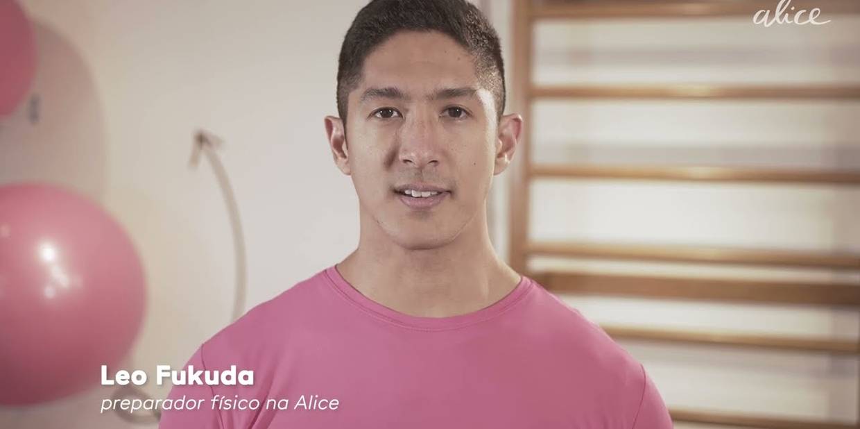 Exercícios de mobilidade articular com a mão