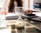 Plano de saúde empresarial tem carência? Veja o que vale para titulares e dependentes