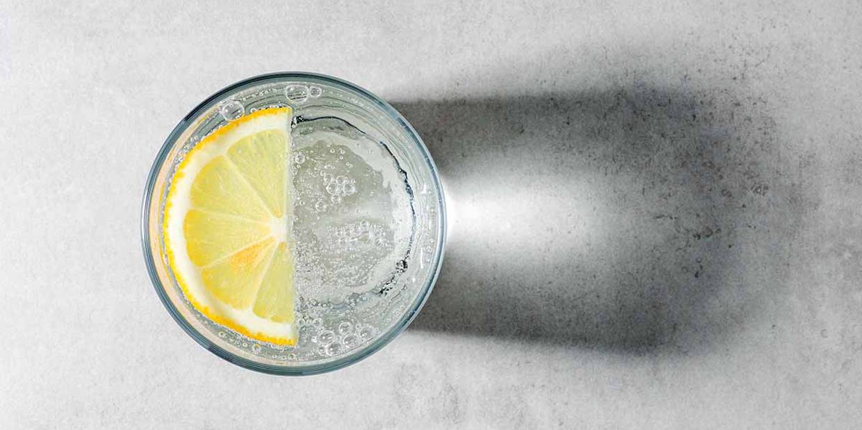 Água com gás faz mal? Muito pelo contrário. Veja seus benefícios
