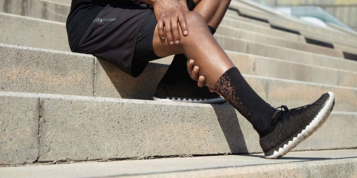 Pessoa descansa após treino