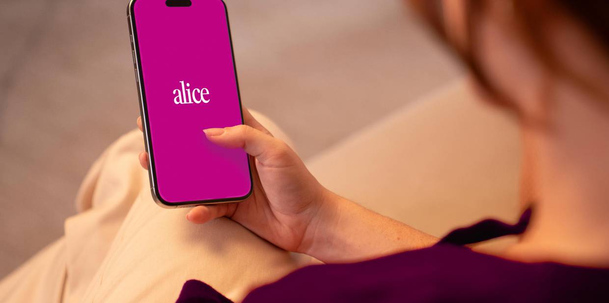 Carência, reembolso e coparticipação no plano de saúde corporativo: como funciona na Alice