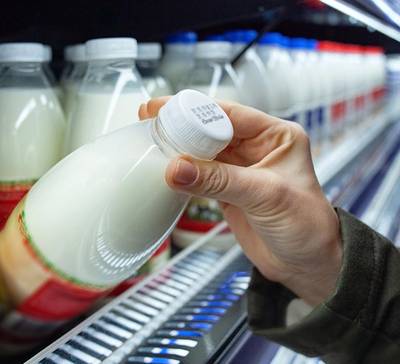 Conheça os principais tipos de leite {de vaca aos vegetais}