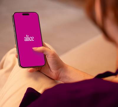 Carência, reembolso e coparticipação no plano de saúde corporativo: como funciona na Alice