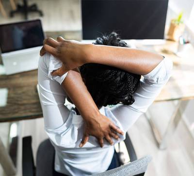 O que é ginástica laboral? Veja seus tipos e benefícios